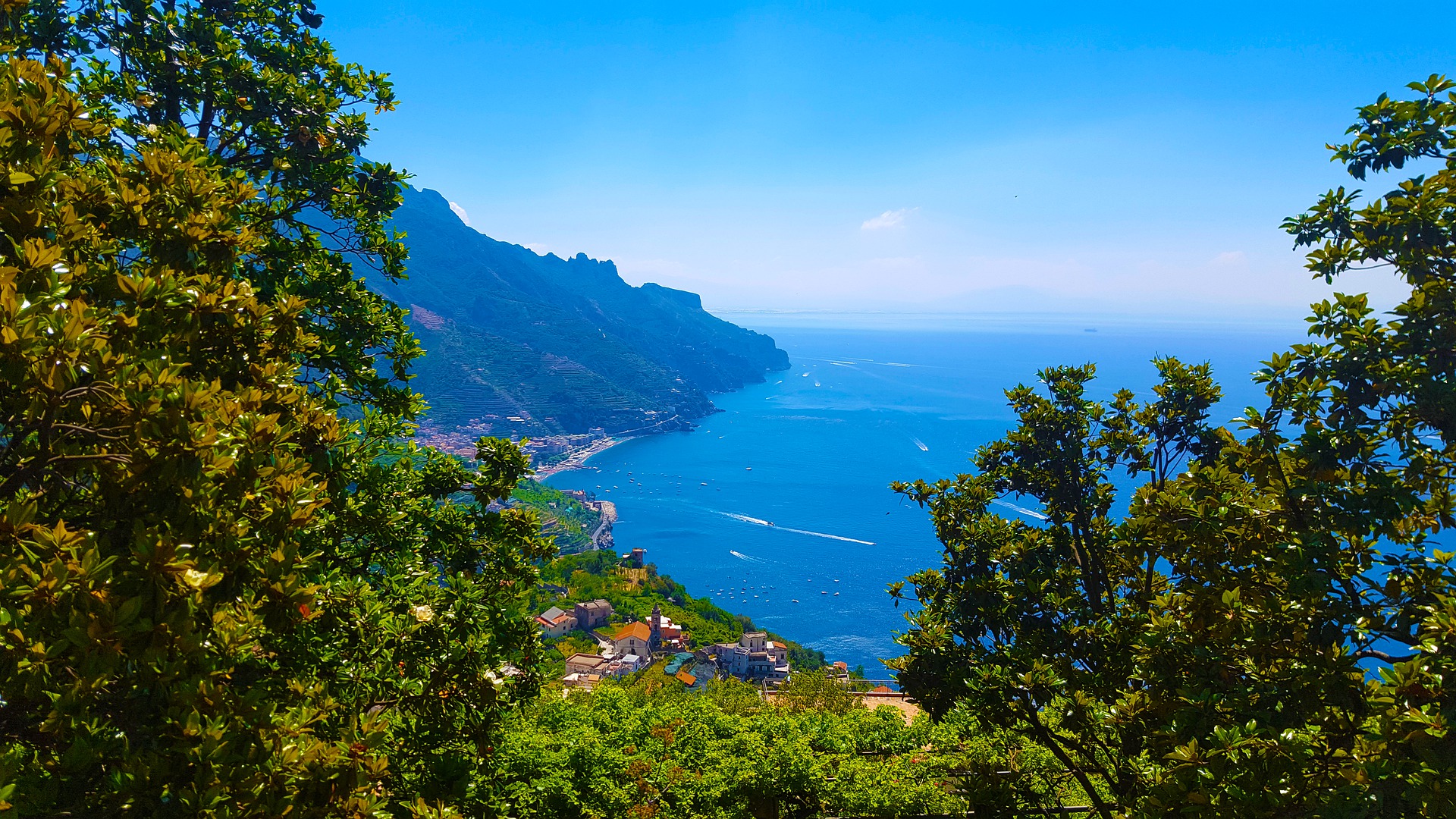 Seamless Luxury: Unveiling the Splendor of Naples to Positano with Naples Limousine Service