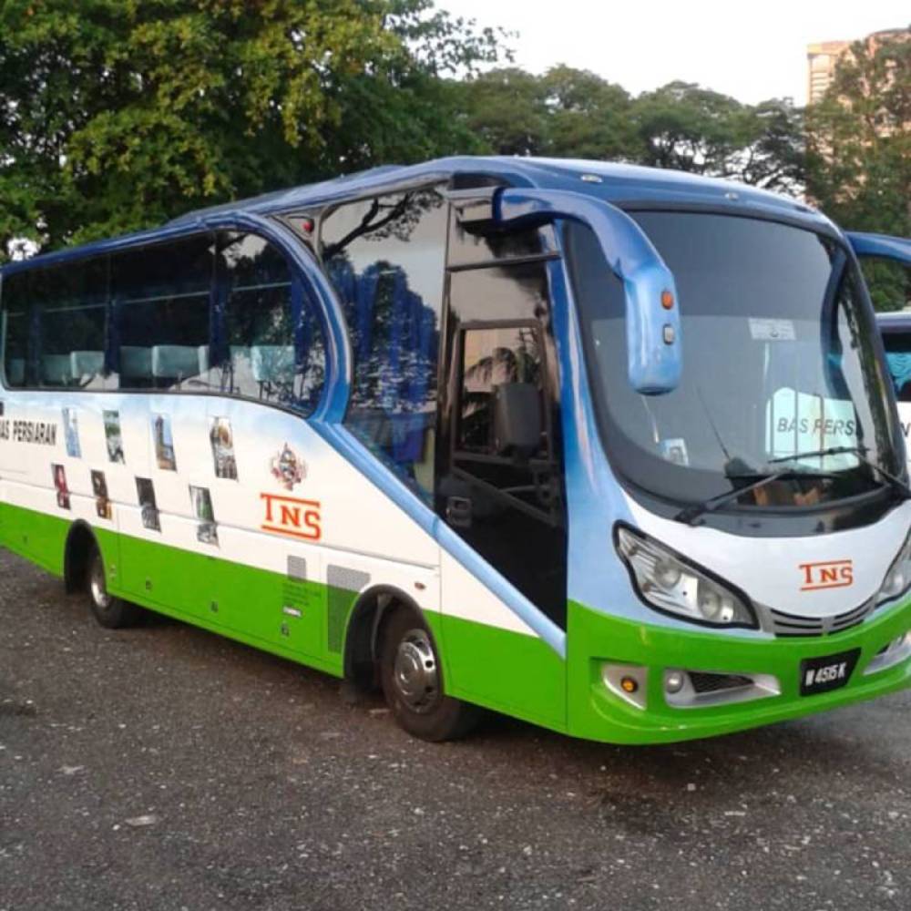 Why Do Sports Fans First Choice Mini Bus Rentals for Malaysia’s Biggest Events?